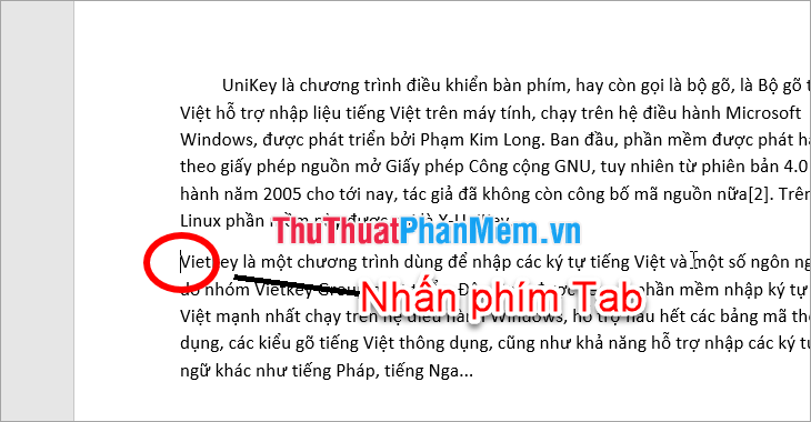 Đặt con trỏ chuột tại vị trí dòng đầu tiên