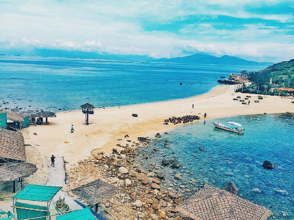 Hình ảnh đẹp về bãi biển ở Nha Trang
