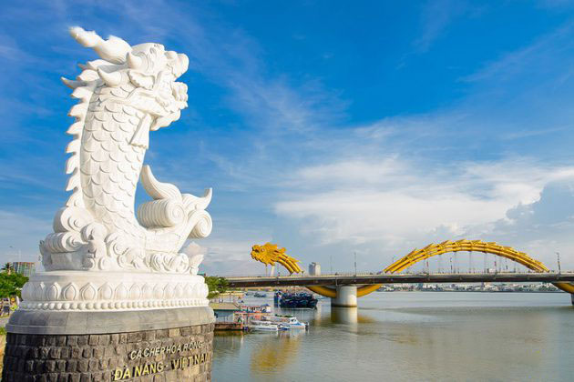 Hình ảnh tượng cá chép ở Đà nẵng